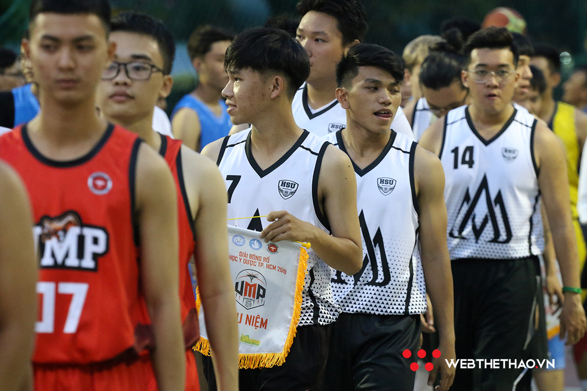 Khai mạc Giải Bóng rổ Đại học Y Dược TP.HCM 2019: Sản phẩm tâm huyết của đội ngũ Y dược sĩ tương lai Khai mạc Giải Bóng rổ Đại học Y Dược TP.HCM 2019: Sản phẩm tâm huyết của đội ngũ Y dược sĩ tương lai